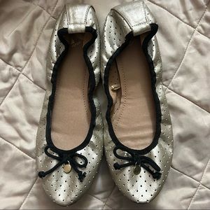 Report Ballet Flats